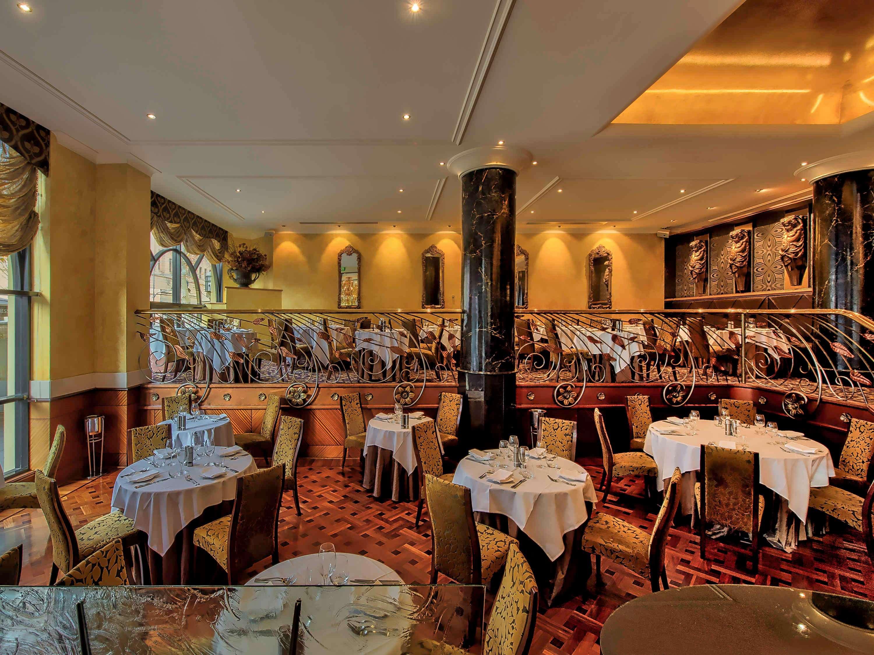 ホテル ザ プレイフォード アデレード M ギャラリー バイ ソフィテル エクステリア 写真 Interior of the restaurant