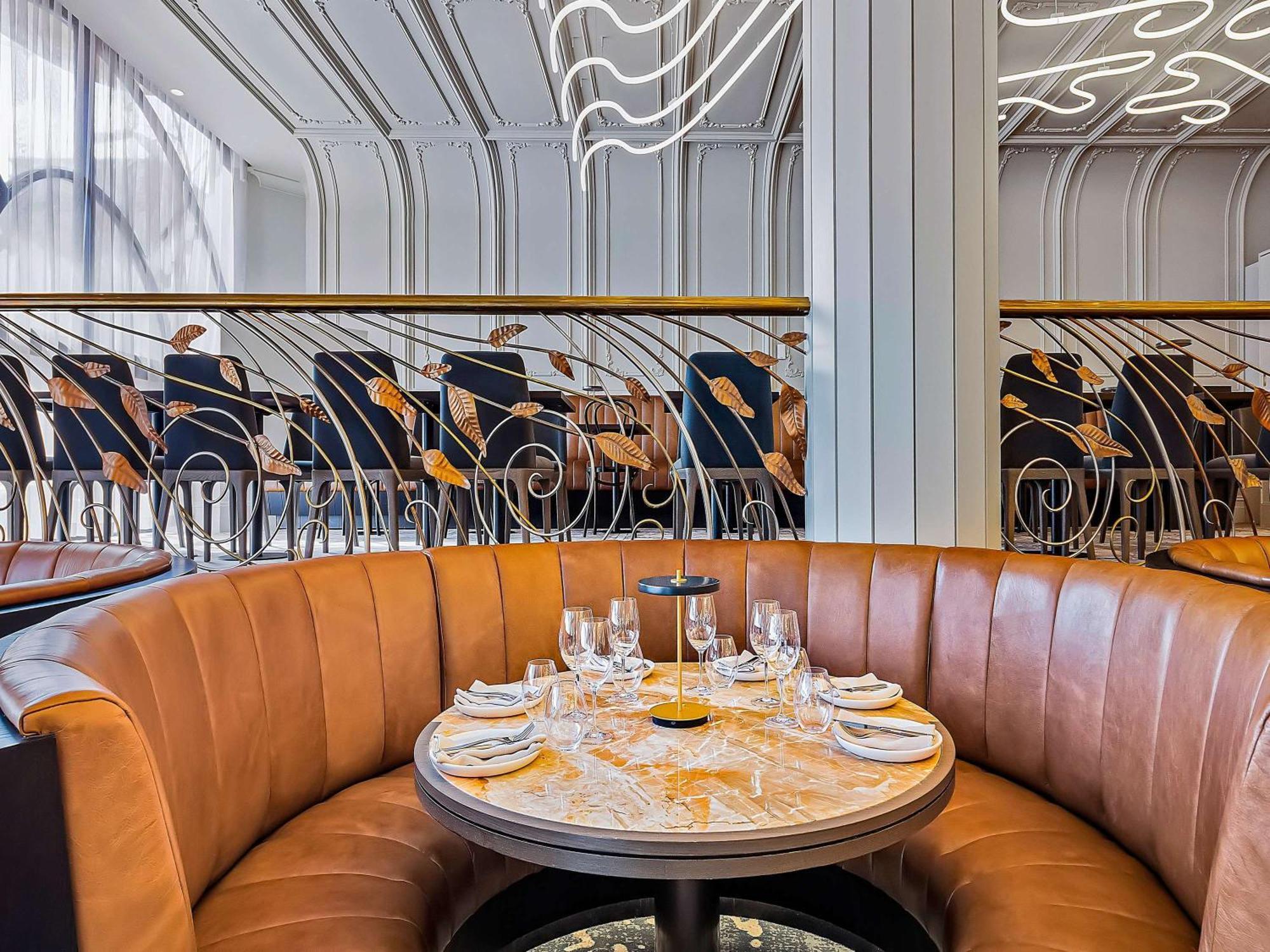 ホテル ザ プレイフォード アデレード M ギャラリー バイ ソフィテル エクステリア 写真 Interior of the restaurant